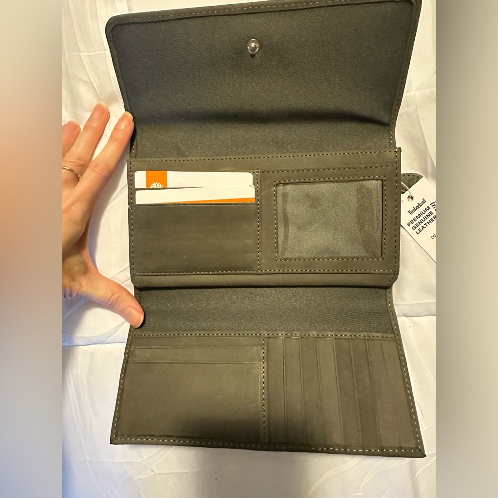 Timberland wallet. - Picture 3 of 6